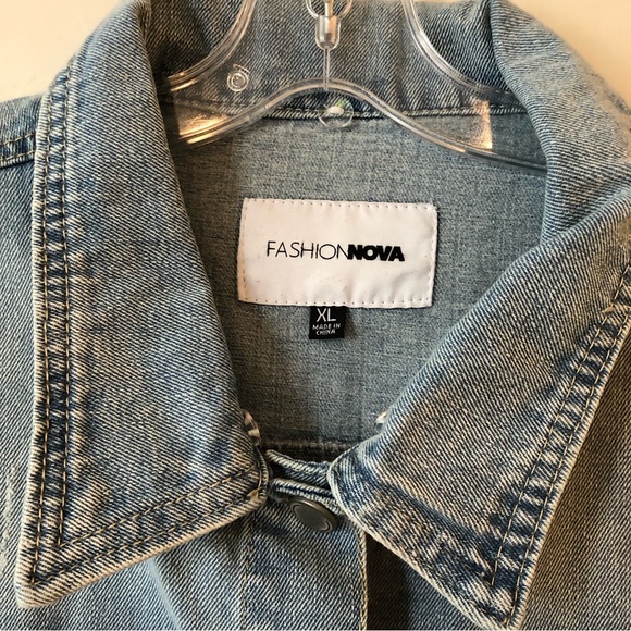 Fashion Nova Neon Sleeve Light Wash Denim Jacket Size XL - Picture 9 of 16